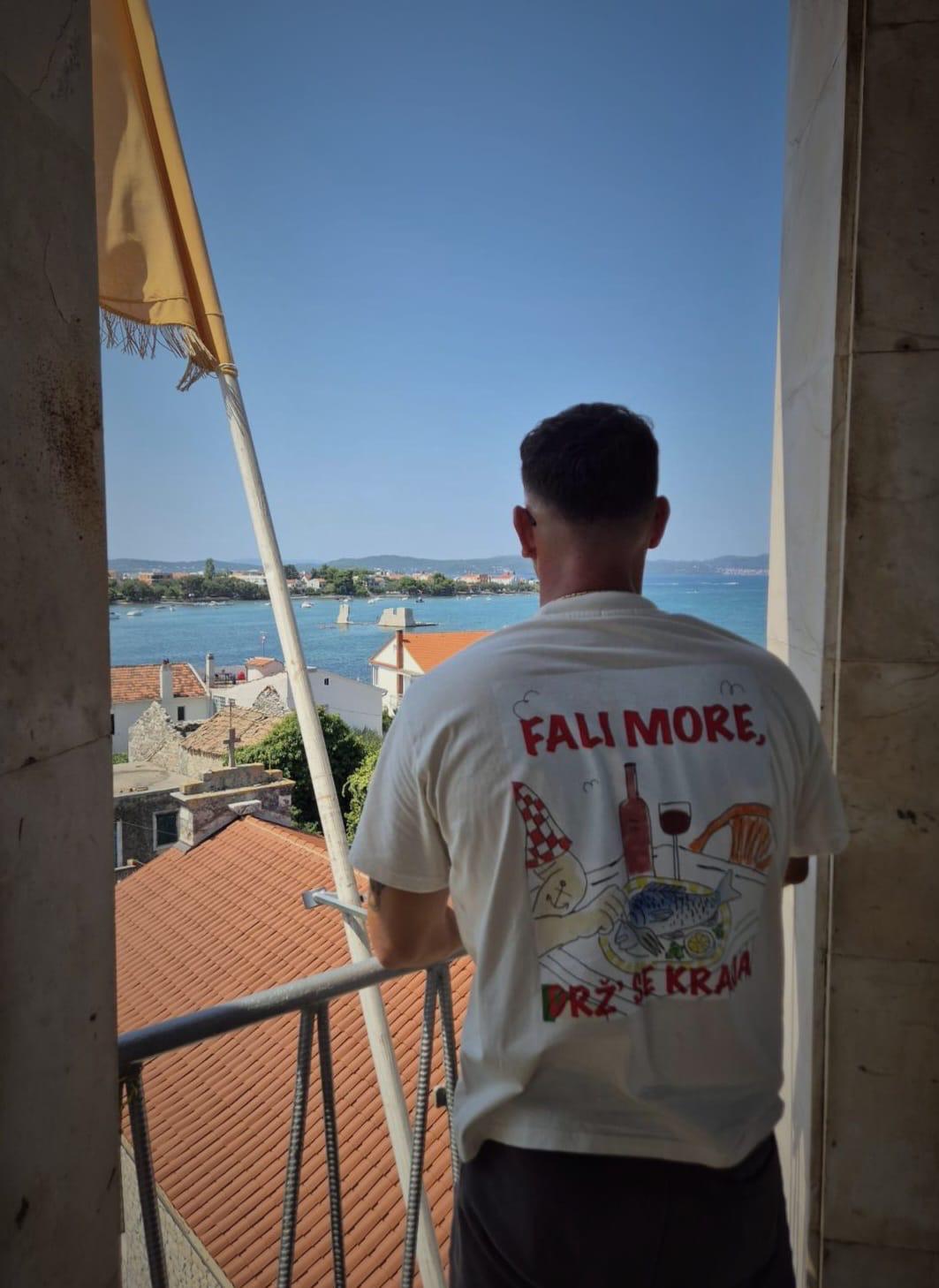 Majica kratkih rukava “Fali more drž’ se kraja”
